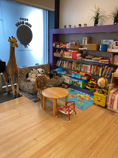 ELLY SCHOOLの室内